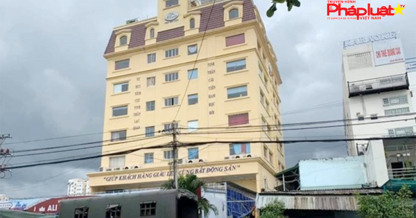 Vụ địa ốc Alibaba, chặn tẩu tán tài sản, cha mẹ Nguyễn Thái Luyện liên quan