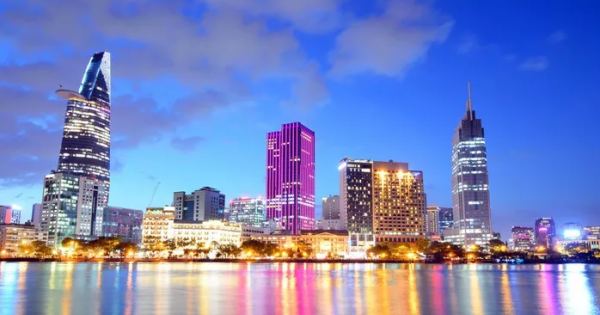 Các chuyên gia tài quốc tế nâng dự báo tăng trưởng GDP Việt Nam