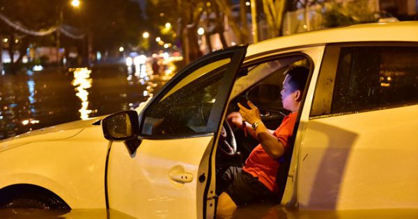 Khu nhà giàu Thảo Điền thành 'rốn ngập', chuyên gia hiến kế