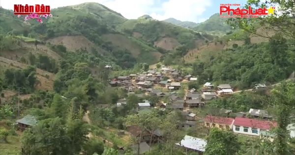 Trao quốc tịch cho 350 người dân di cư tự do