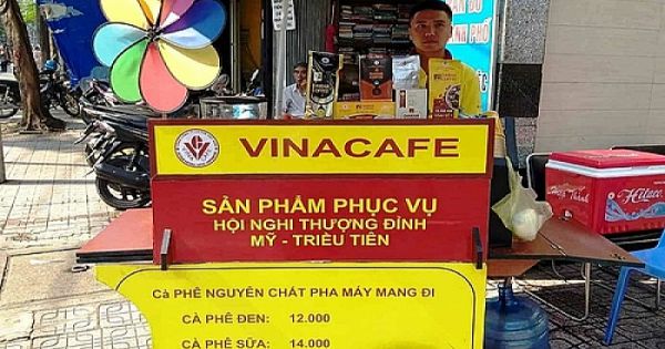 Đại gia cà phê đua nhau 'xuống đường'