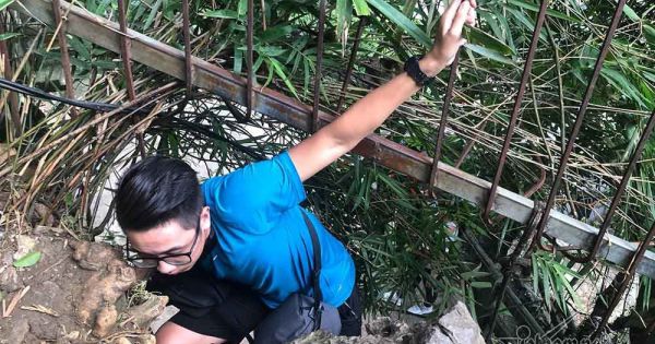 Phớt lờ biển cấm, dân fhu phí du khách chui hàng rào lên 'nóc nhà Hạ Long'