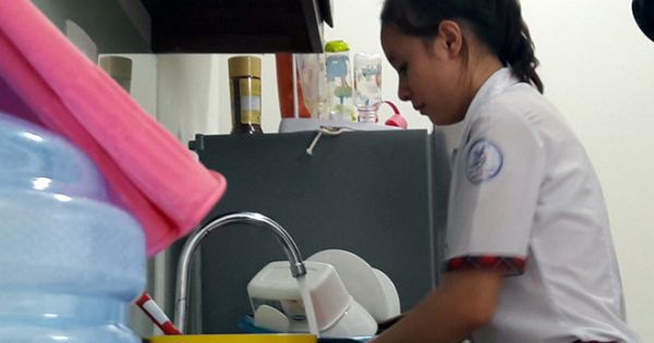 Khuyến nghị cấm dùng người dưới 18 tuổi làm 'osin'