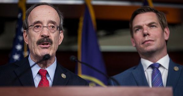 Lãnh đạo Hạ viện Mỹ quan ngại khả năng rút khỏi Hiệp ước Bầu trời mở