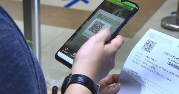 Thanh toán viện phí không dùng tiền mặt: Bệnh viện lo ảnh hưởng đến tài chính