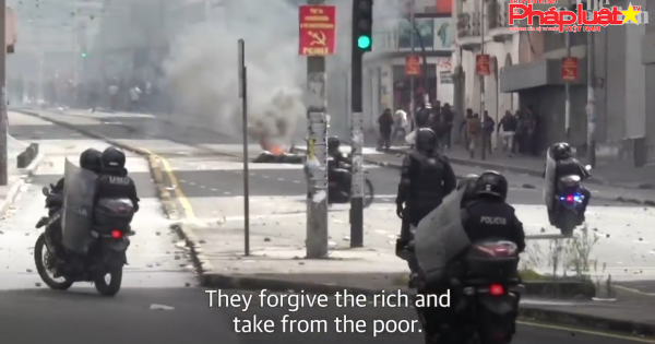 Ecuador ban bố lệnh giới nghiêm