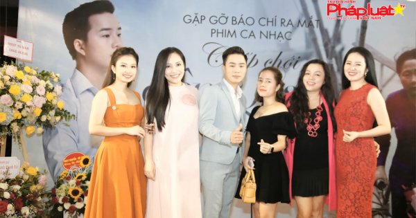 Xúc động về tình mẫu tử trong “Chấp chới sông Lam”