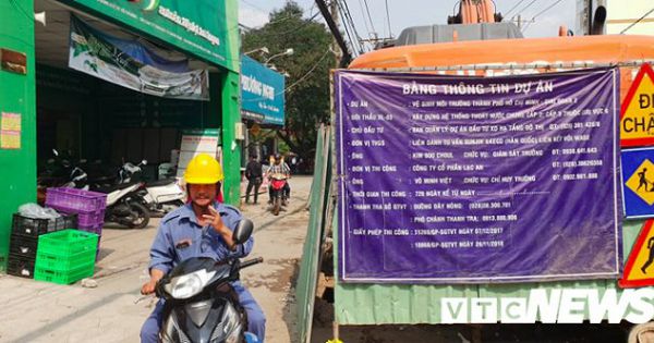 Đặt ống nước mãi không xong, dân TP.HCM khốn khổ vì hít bụi, kẹt xe