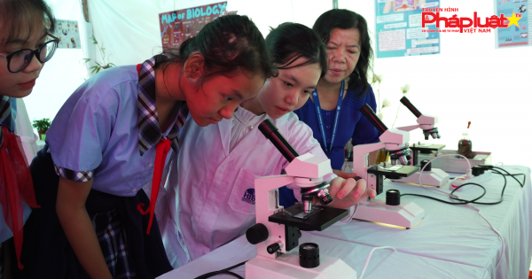 TP HCM: Học sinh trải nghiệm thực tiễn qua ngày “Hội khoa học”