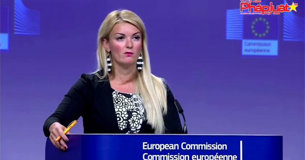 EU quyết định lùi thời hạn Brexit