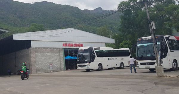 Các showroom đón khách Trung Quốc tại Nha Trang “thách đố” chính quyền