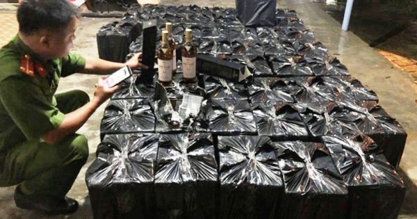Quảng Bình: Phát hiện hơn 3.000 chai rượu ngoại nhập lậu trị giá gần 1,5 tỷ đồng