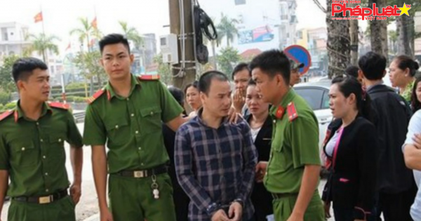 Hoãn phiên tòa xử tài xế tông chết 5 người