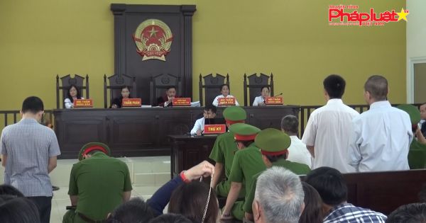 Xét xử cựu bí thư thị ủy Bến Cát vi phạm quy định về quản lý, sử dụng tài sản nhà nước gây thất thoát, lãng phí