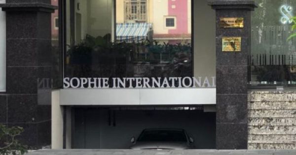 Tay ngang chưa qua đào tạo thành chuyên gia thẩm mỹ nhờ quảng cáo