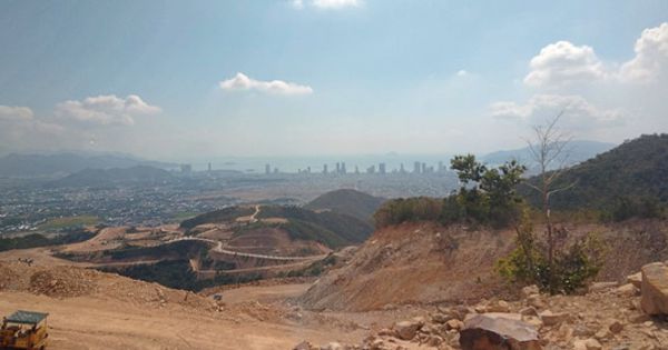 Sau khi “băm nát” núi Chín Khúc ở Nha Trang, chủ đầu tư trả lại 370ha dự án