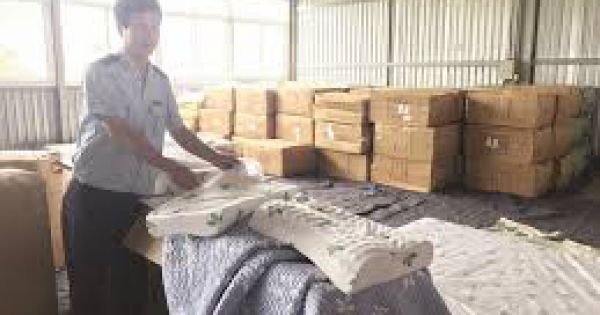 Không để Việt Nam thành điểm trung chuyển hàng hóa gian lận