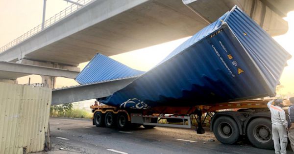 Vụ sập cầu bộ hành Suối Tiên: Đơn vị thi công thỏa thuận bồi thường cho tài xế xe container