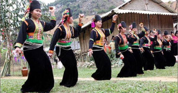 Âm nhạc của người Khơ Mú ở Nghệ An và Điện Biên