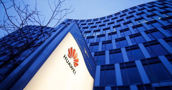 Mỹ bắt đầu cấp phép cho các công ty cung cấp hàng hóa cho Huawei