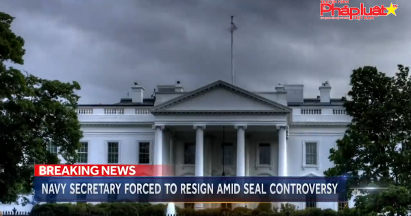 Lầu Năm Góc buộc Bộ trưởng Hải quân Mỹ từ chức