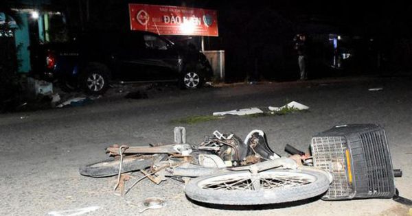 Khởi tố tài xế ô tô tông 7 người thương vong ở Phú Yên