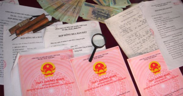 Nữ quái đất cảng bị bắt về hành vi mua bán hóa đơn trái pháp luật