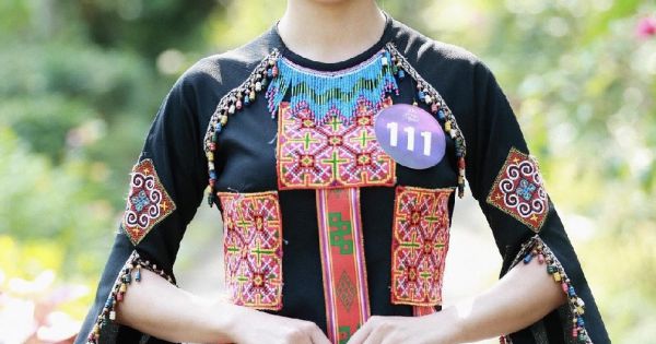 Ngắm Người đẹp xứ Mường 2019 khoe sắc trong tà áo dài truyền thống