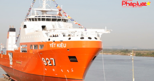 Hạ thủy tàu cứu hộ tàu ngầm đầu tiên ở Việt Nam