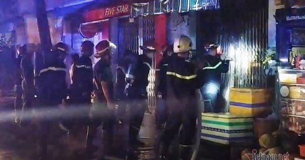 Cháy nhà ở quận 7 - TP HCM trong đêm, 3 người tử vong