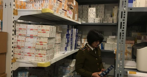 Hà Nội: Điều tra xử lý vụ nhập lậu thuốc kháng sinh, thuốc điều trị tim mạch để bán qua mạng