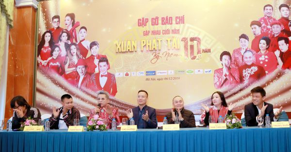 MC Thanh Bạch và người đẹp Lý Nhã Kỳ cùng đón “Xuân phát tài”