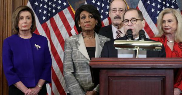 Ủy ban Tư pháp Hạ viện Mỹ công bố cáo trạng nhằm vào TT Trump