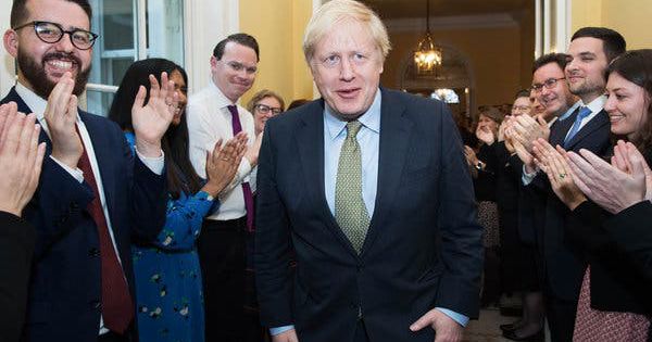 Bầu cử Anh: Đảng Bảo Thủ giành chiến thắng áp đảo