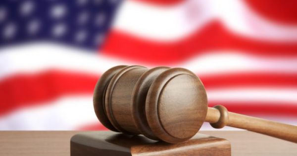 Tòa án Tối cao Mỹ thụ lý sự vụ liên quan hồ sơ thuế của TT Trump