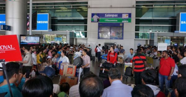 “Nóng” vé máy bay Tết, lập ban chỉ đạo kiểm soát tăng giá vé trái phép