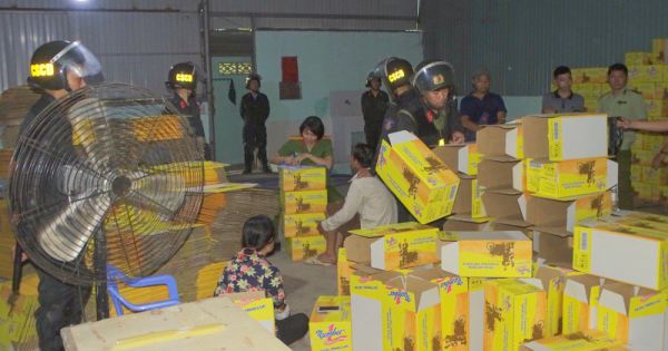 Đồng Nai: Bắt quả tang cơ sở làm giả thương hiệu nước tăng lực Number One