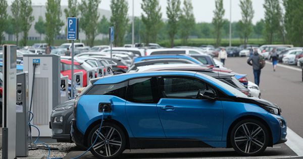 Google Maps cung cấp ứng dụng mới giúp người dùng tìm trạm sạc EV phù hợp