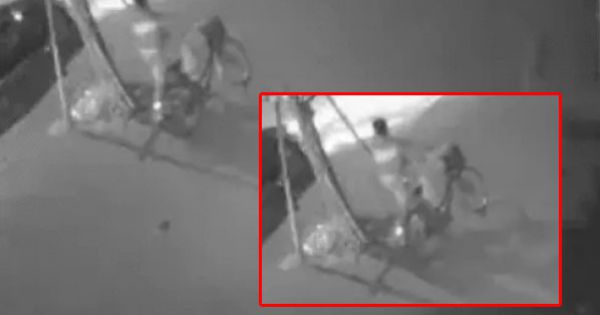 Truy tìm tài xế ô tô 4 chỗ tông cụ bà tử vong, kéo thi thể lên vỉa hè phi tang