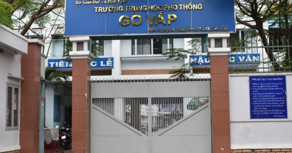 Đưa đề thi lên Facebook, giáo viên mất trắng thu nhập tăng thêm