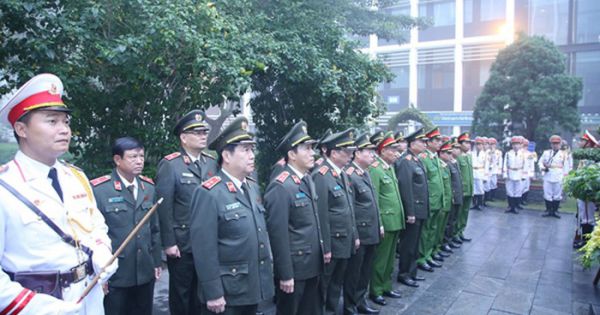 Thủ tướng Nguyễn Xuân Phúc dự Hội nghị Công an toàn quốc lần thứ 75