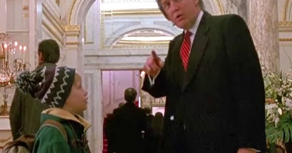 Trump nhắc lại kỷ niệm về bộ phim Giáng sinh ăn khách 3 thập niên trước