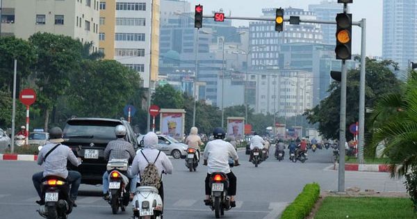 Từ 1/1, người điều khiển xe máy vượt đèn vàng bị phạt tới 1 triệu đồng