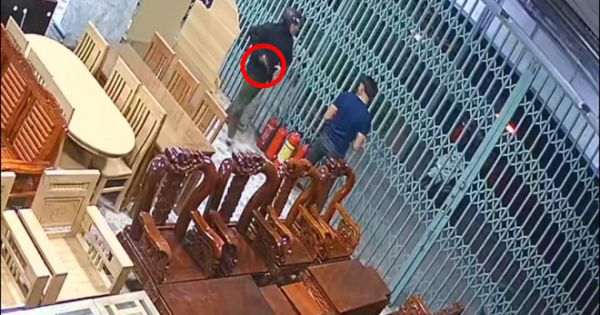 Xác minh clip 'trưởng công an xã rút súng đòi bắn người dân'