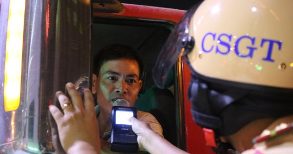 CSGT TPHCM tuần tra kiểm soát trong những ngày đầu nghị định 100/2019 có hiệu lực