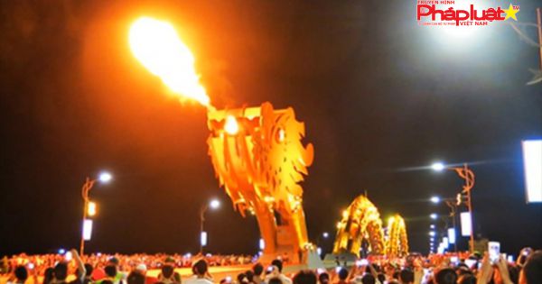 Cầu Rồng Đà Nẵng phun lửa, phun nước 4 đêm đón Tết Nguyên đán Canh Tý