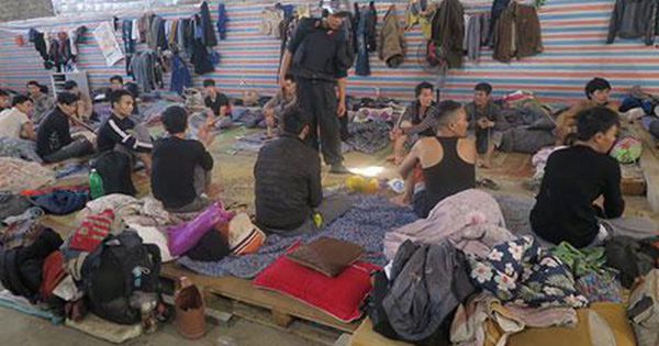 Công an Lào Cai đột kích ổ cửu vạn, bắt quả tang đối tượng sử dụng ma túy, thu giữ nhiều súng đạn, vũ khí thô sơ