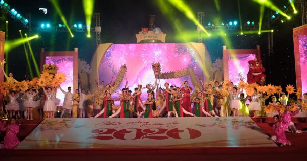 Hà Nội tuyên dương 10 Gương mặt trẻ Thủ đô tiêu biểu năm 2019