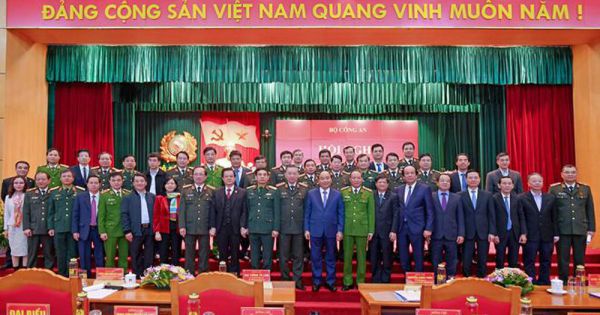 Trường Cao đẳng Cảnh sát Nhân dân II: Khen thưởng 76 tập thể, cá nhân xuất sắc giảng dạy và học tập