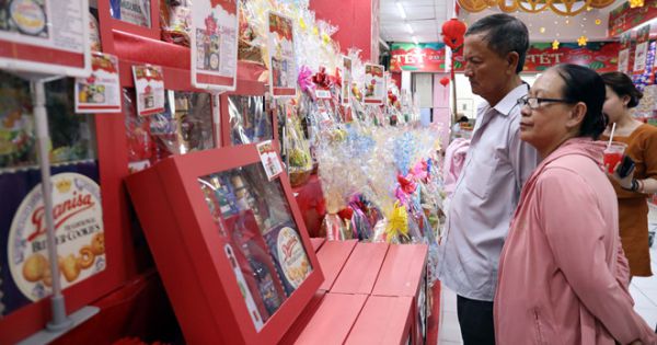 Hàng không bán tết cũng đua tăng giá